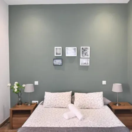 ¡nuevo! Casa Reformada Con Parcela En * Santander
